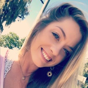 Meet your Posher, Kaitlin